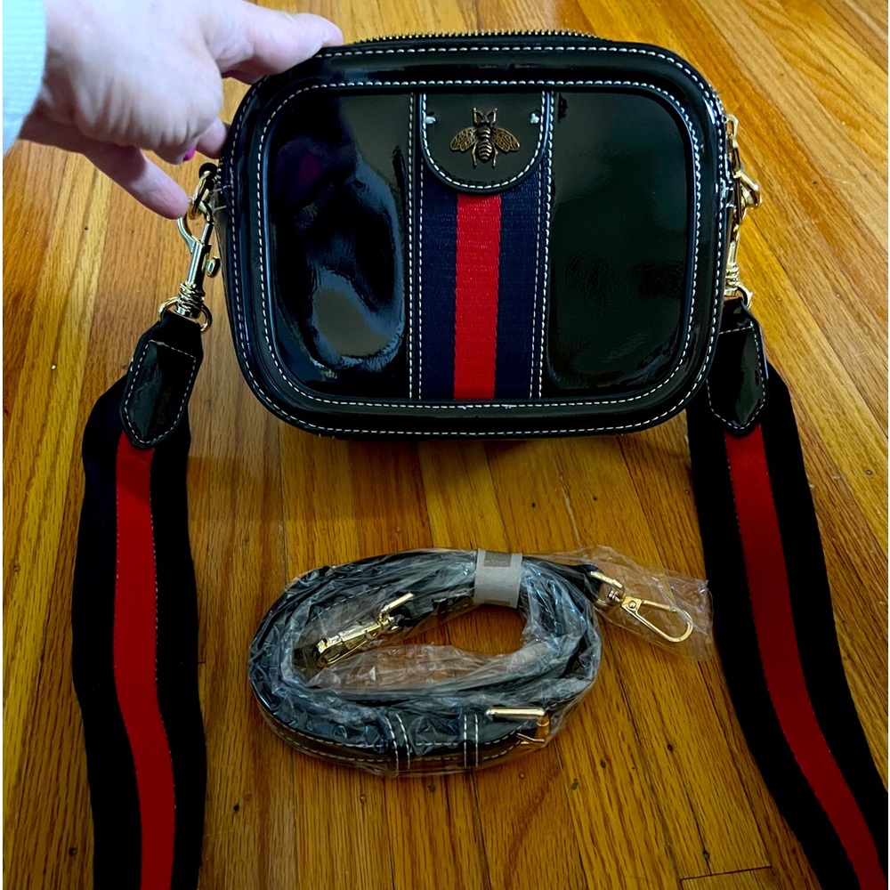 Crossbody Bag with Bee 🐝